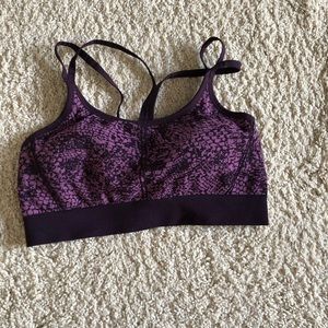 Sports bra